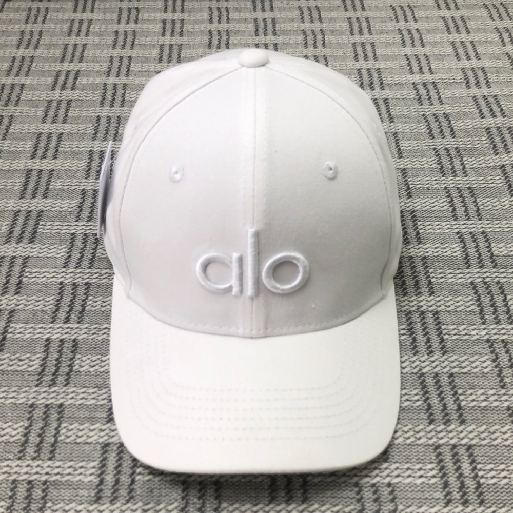BEST NWT | ALO Yoga Off-Duty Baseball Cap
